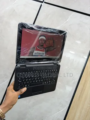 Laptop Lenovo 300e 4GB Intel Celeron SSD 128GB