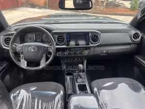 Toyota Tacoma TRD Off Road 2017 Black