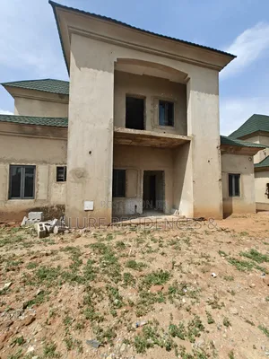 4bdrm Duplex in Riverpark Estate, Sabon Lugbe for sale