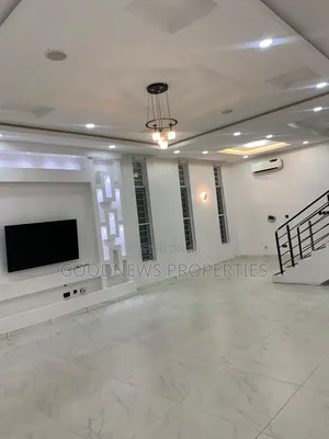 5bdrm Duplex in Osapa London Lekki for rent