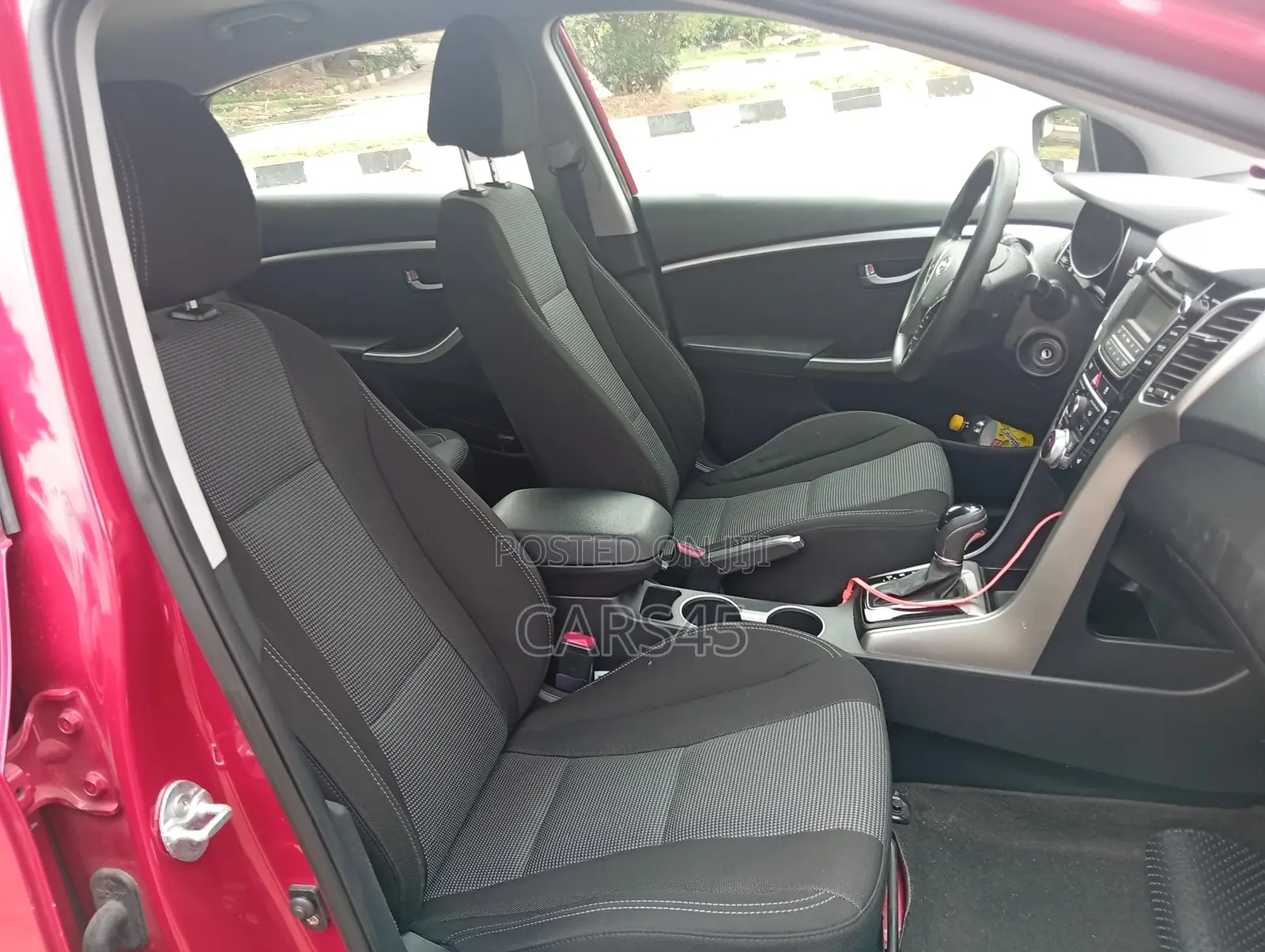 Hyundai Elantra 2015 Red
