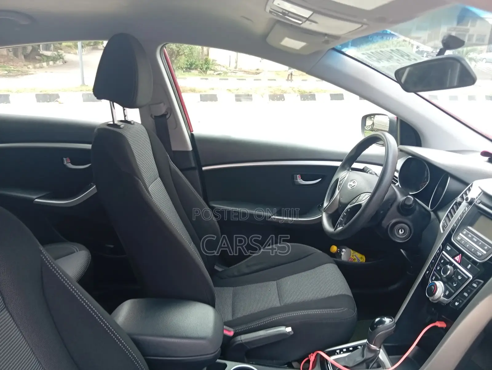 Hyundai Elantra 2015 Red