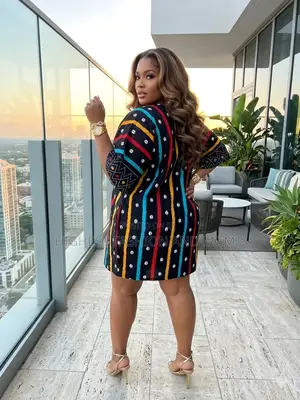 Short Gown - Style 538