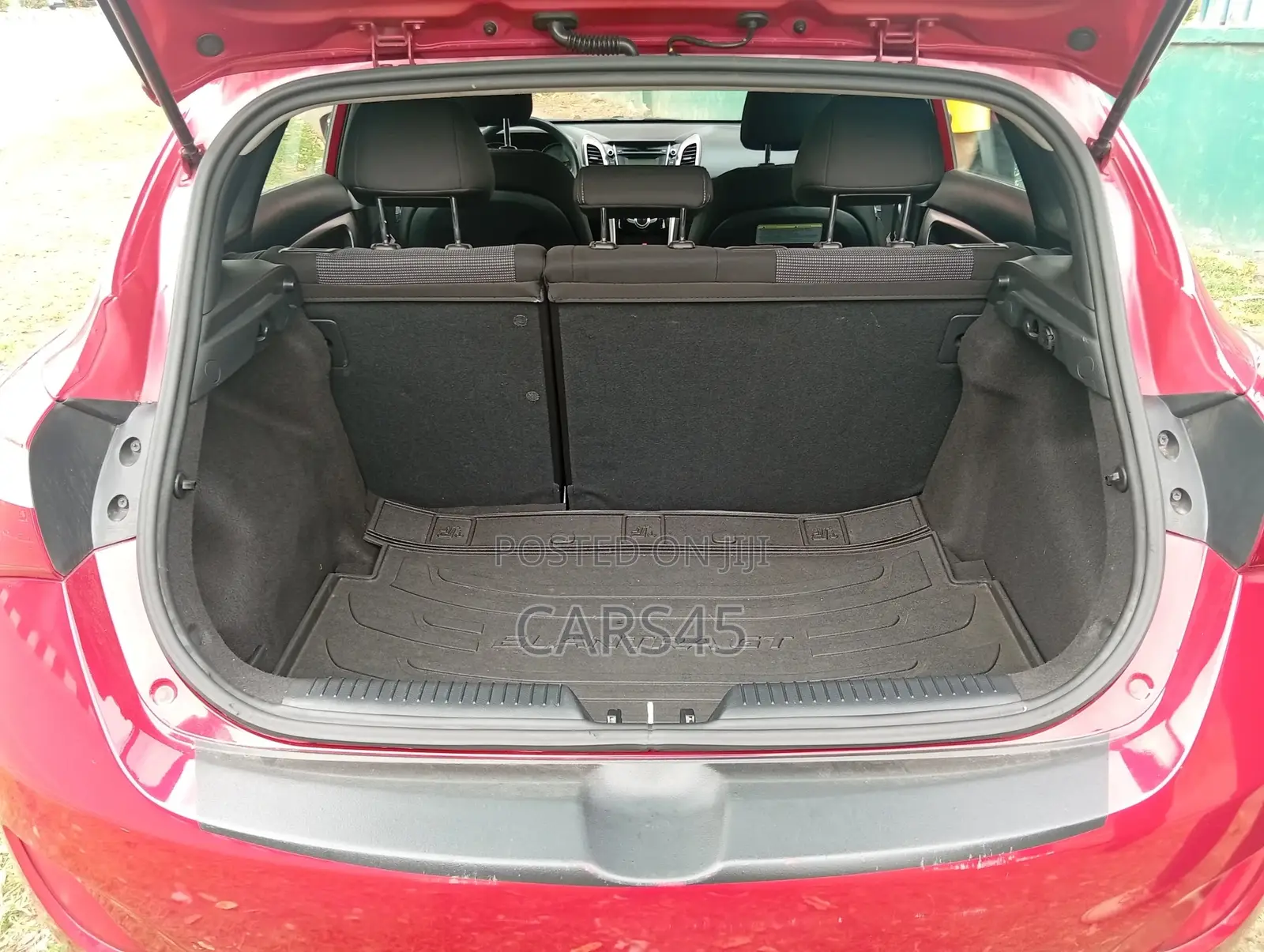 Hyundai Elantra 2015 Red