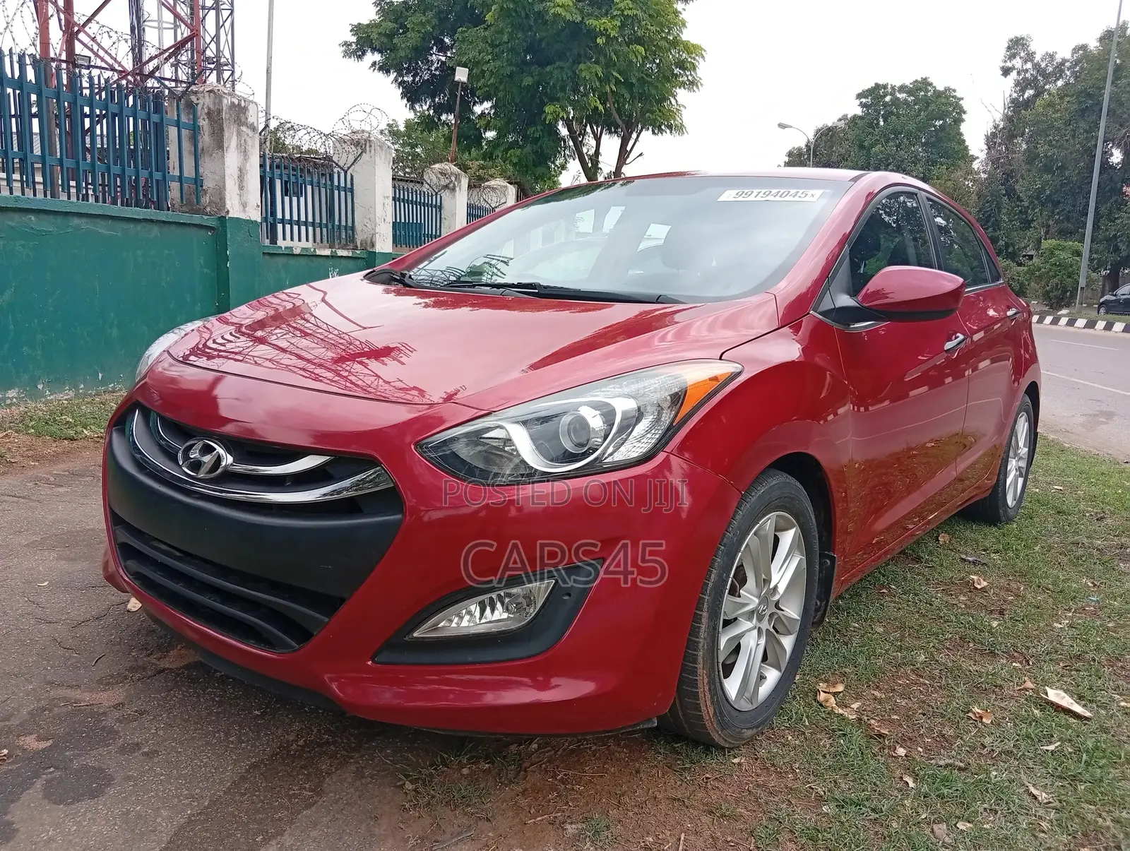 Hyundai Elantra 2015 Red