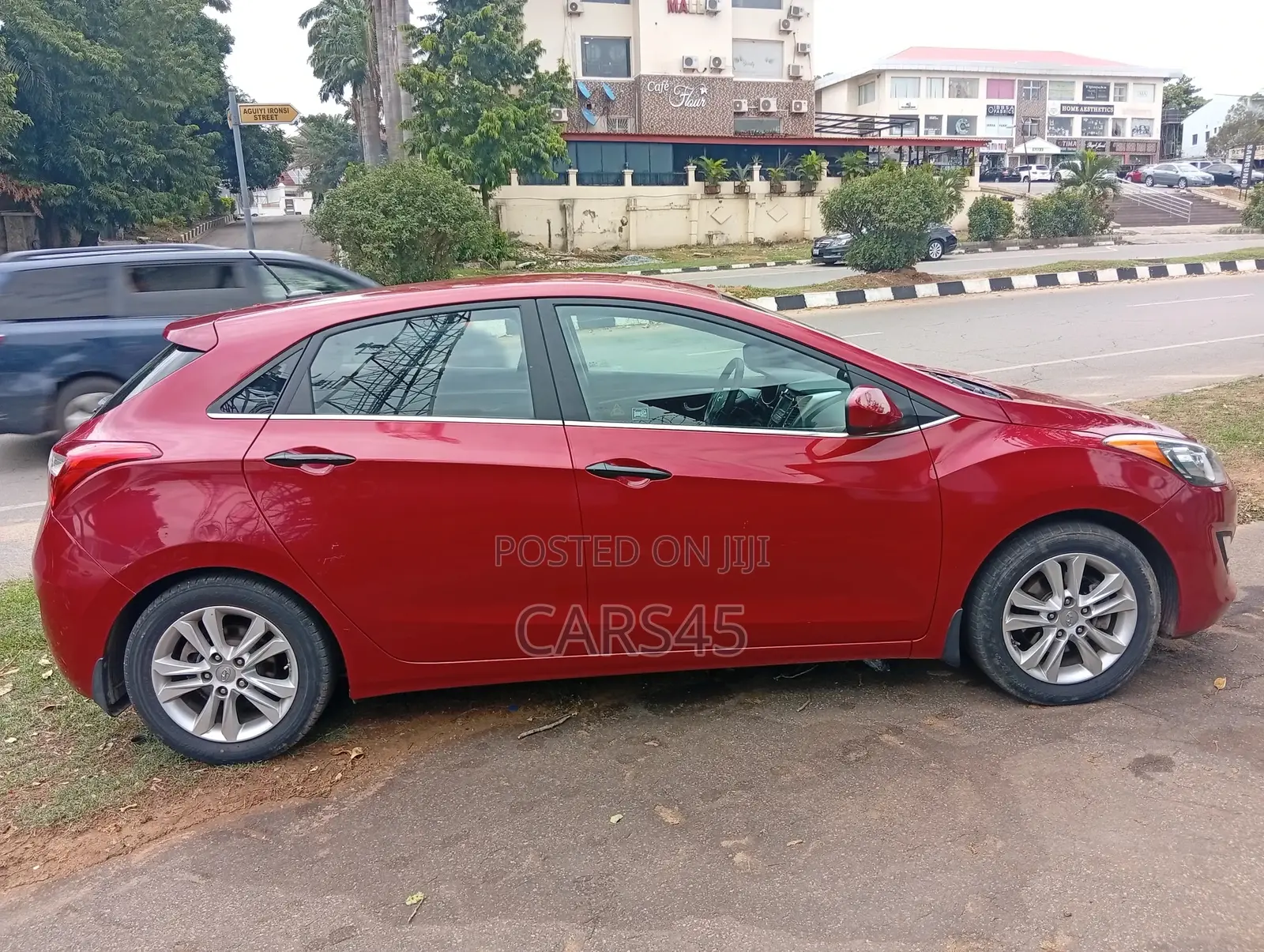 Hyundai Elantra 2015 Red