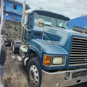 Mack Ch Trailer Heard Tokunbo With Custom Paper