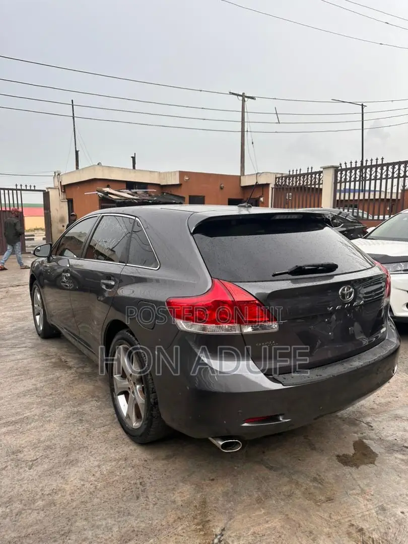 Toyota Venza 2014 Gray