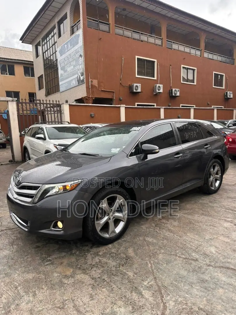 Toyota Venza 2014 Gray