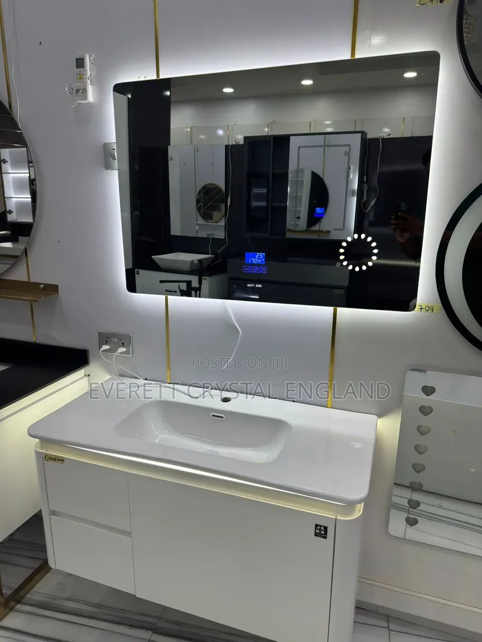 Classic Led Cabinet
