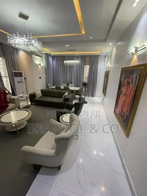 4bdrm Duplex in FHA for sale