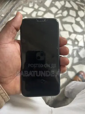 Apple iPhone 11 64 GB Black