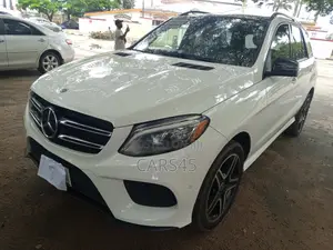 Mercedes-Benz GLE-Class 2018 White