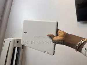 Laptop Acer Aspire R3-431T 4GB Intel HDD 160GB