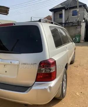 Toyota Highlander 2005 Silver
