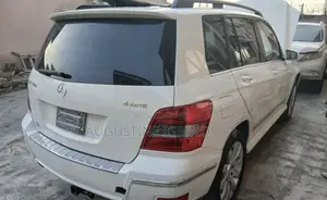 Mercedes-Benz GLK-Class 2010 White