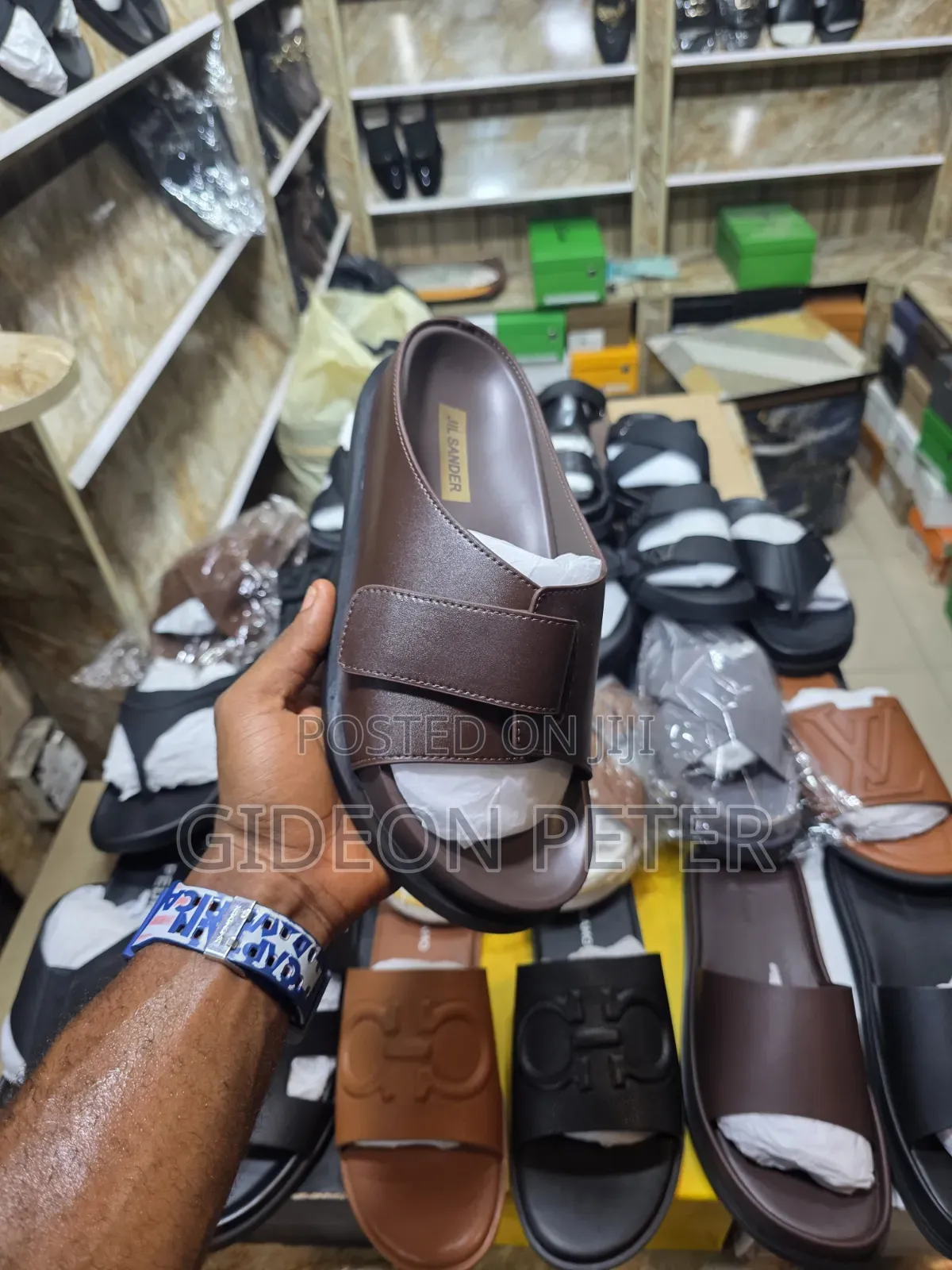Shoevilla Collection