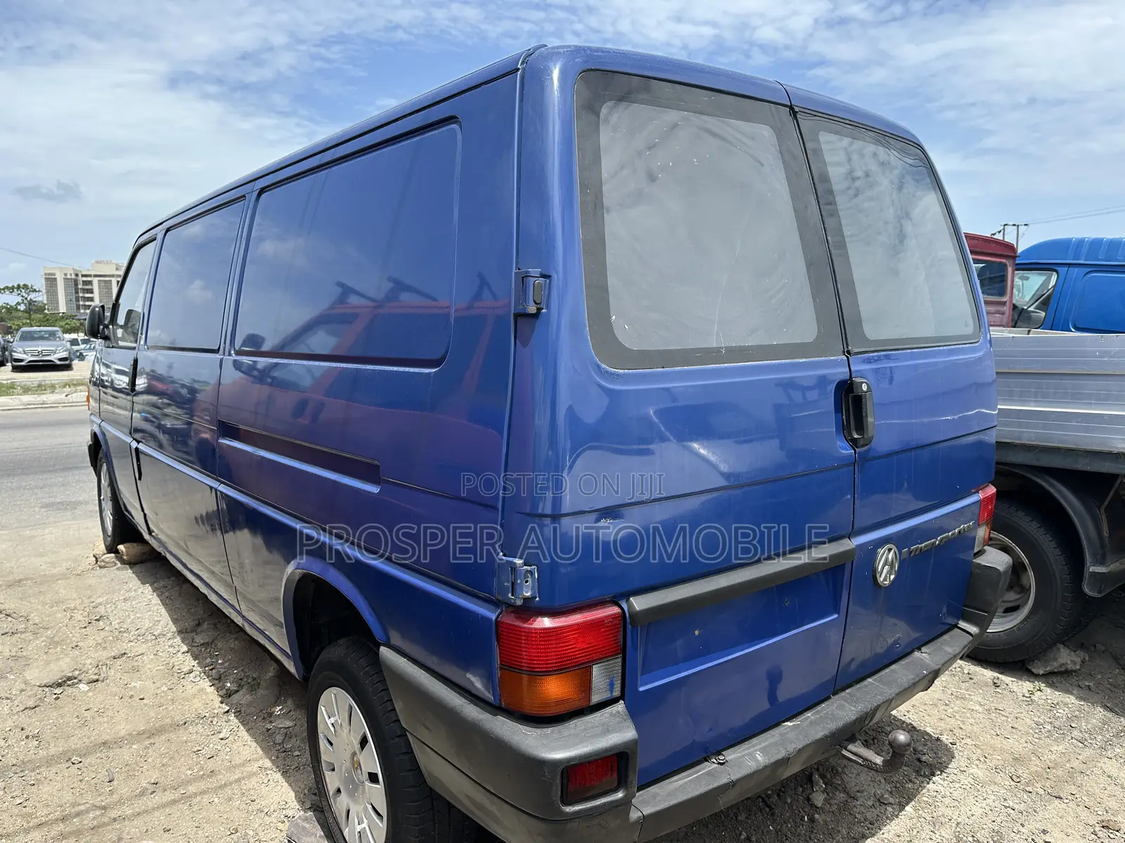 Volkswagen Transporter 2005 Blue