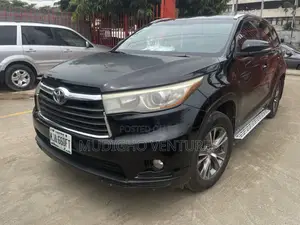Toyota Highlander 2016 Black