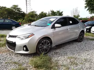Toyota Corolla 2016 Silver
