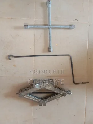 Used Wheel Spanner and Jack for Lexus Rx