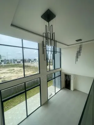 5bdrm Duplex in Maiyegun Beach, Jakande for rent