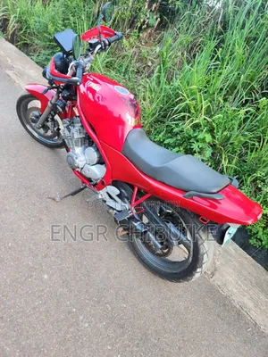 Yamaha 2000 Red