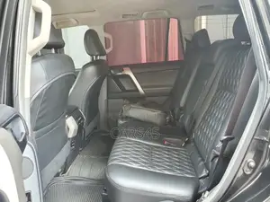 Toyota Land Cruiser Prado 2012 Black