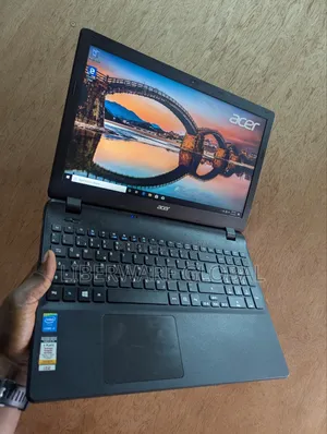 Laptop Acer Aspire VN7-571 4GB Intel Core i3 HDD 500GB