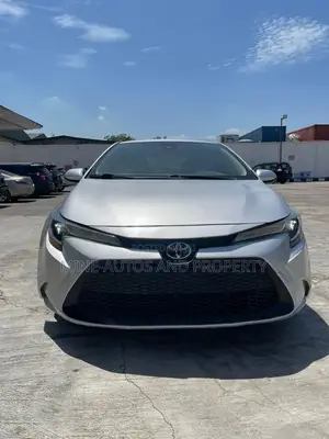 Toyota Corolla LE 2020 Silver