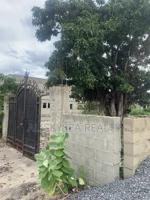 Dry Land for Sale in Lakowe
