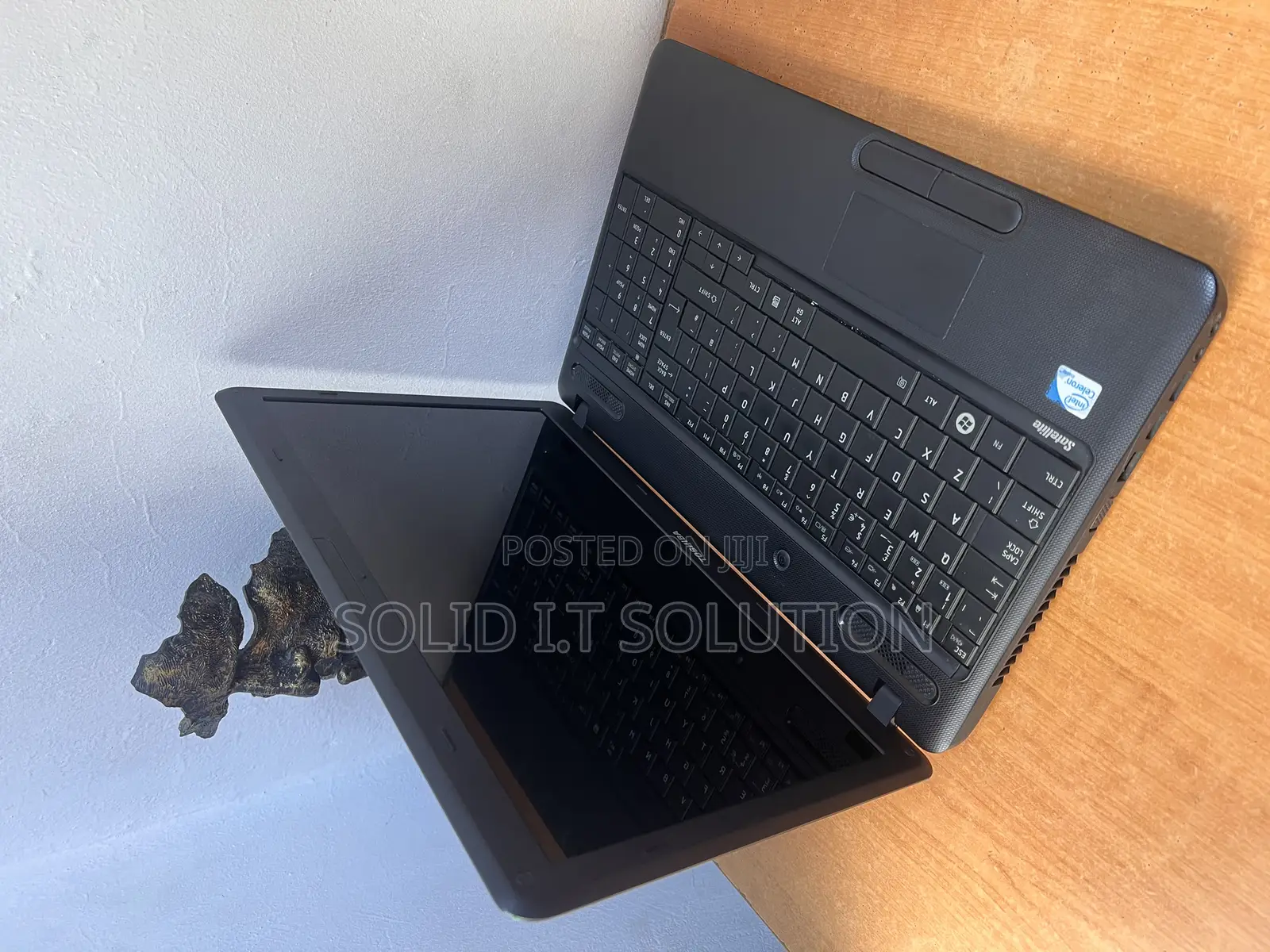 Laptop Toshiba 4GB Intel Celeron HDD 250GB