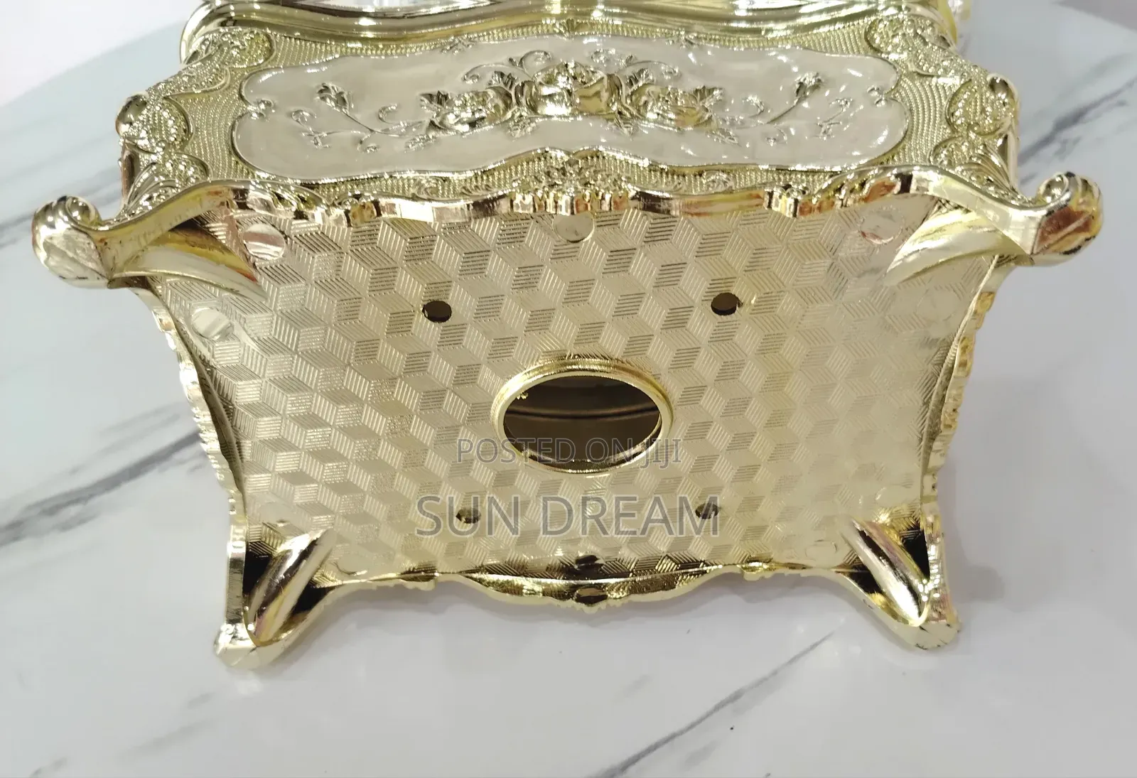 European Luxurious Tissue Box