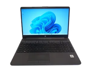 New Laptop HP 250 G8 4GB Intel Pentium HDD 1T