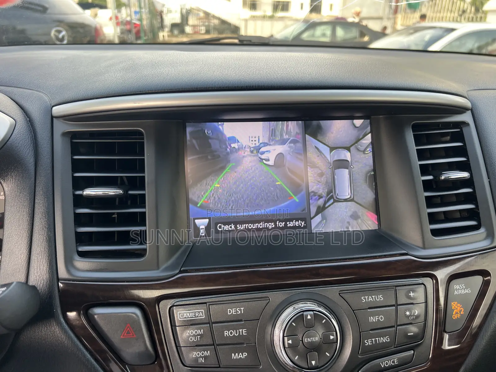 Nissan Pathfinder 2014 White