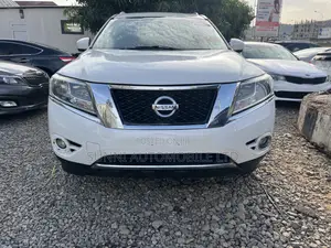 Nissan Pathfinder 2014 White