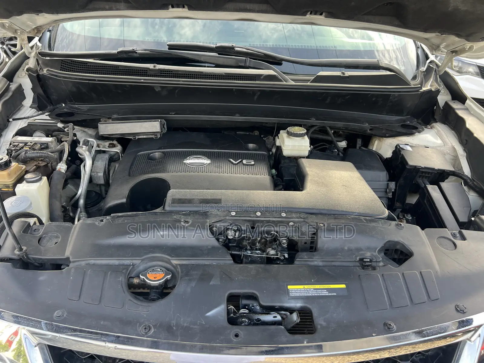 Nissan Pathfinder 2014 White