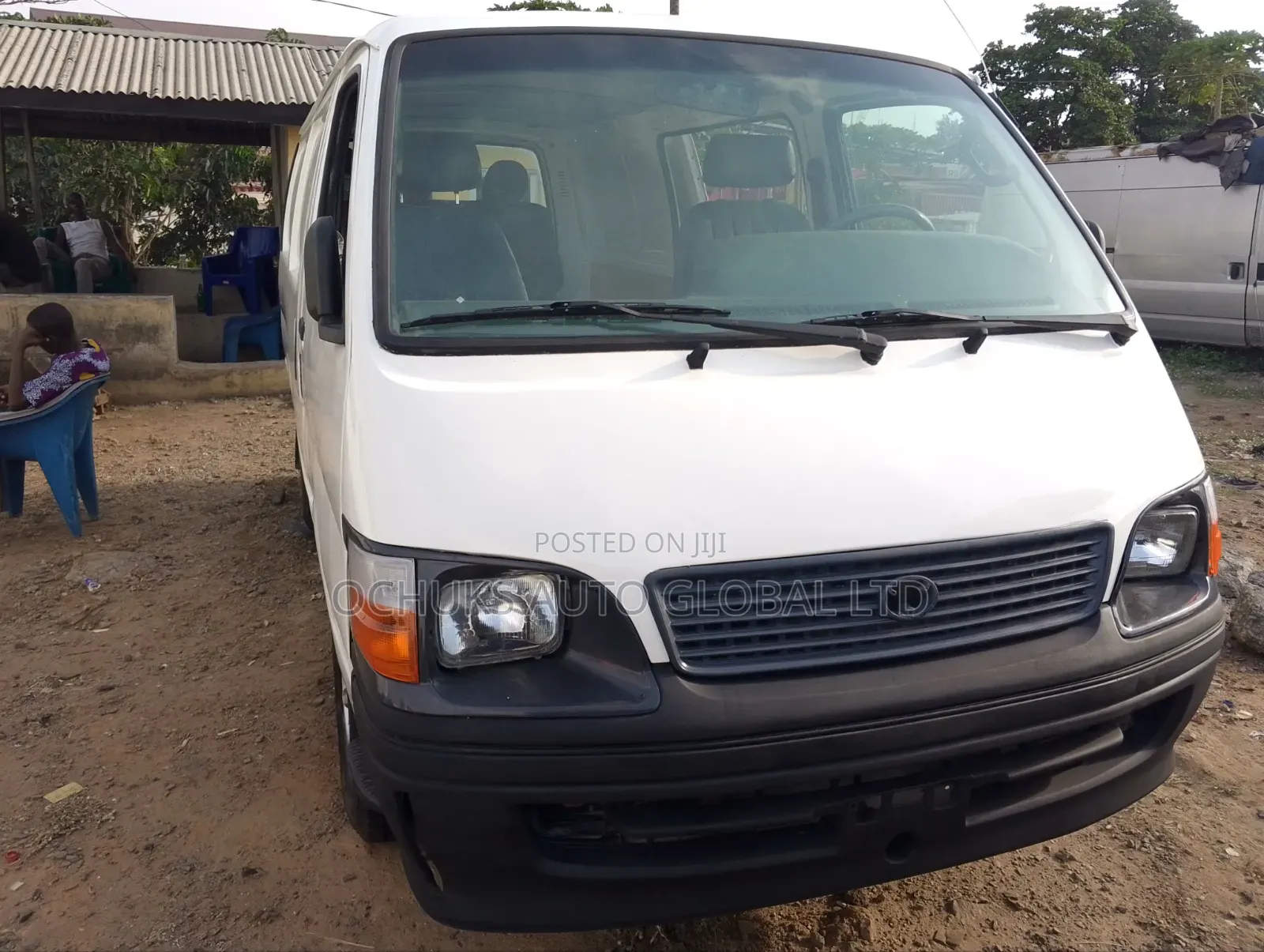 Toyota HiAce 2003 White