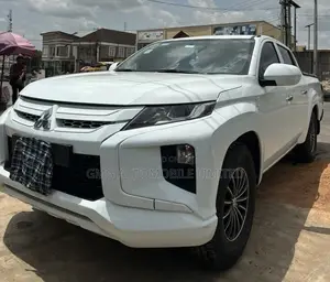 Mitsubishi L200 Double Cab 2.2 4WD 2020 White