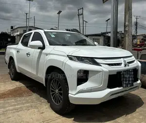 Mitsubishi L200 Double Cab 2.2 4WD 2020 White