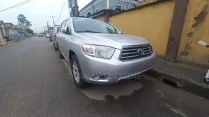 Toyota Highlander Limited 2010 Silver