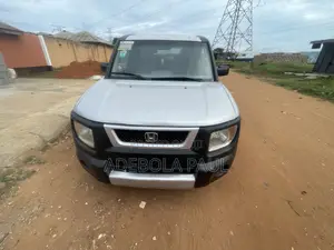 Honda Element 2004 Silver