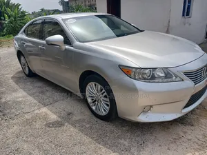 Lexus ES 2013 Silver