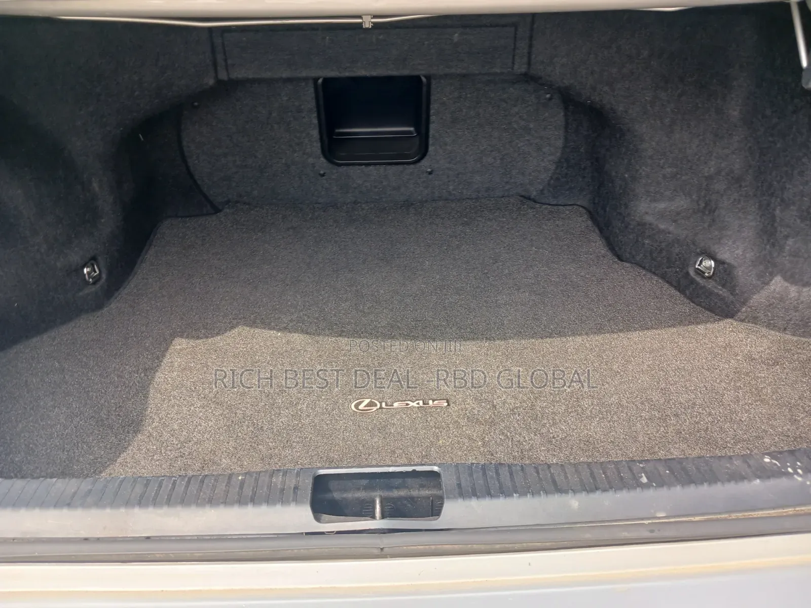 Lexus ES 2013 Silver