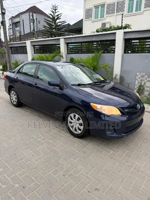 Toyota Corolla LE 4dr Sedan (1.8L 4cyl 4A) 2011 Blue