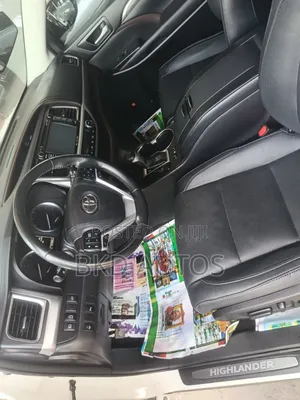 Toyota Highlander Limited 4x4 V6 (3.5L 6cyl 8A) 2018 White
