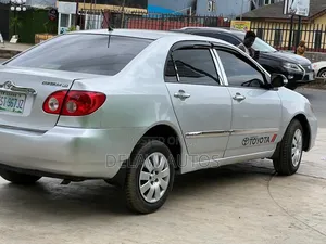 Toyota Corolla 2005 Silver