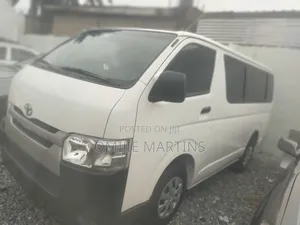Toyota HiAce SV Premium 2013 White