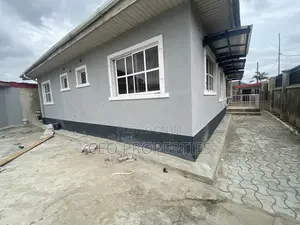 3bdrm Bungalow in Xtardoc/Even Estate, Ajah for rent