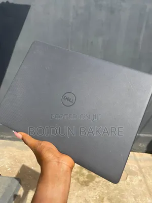 New Laptop Dell Vostro 3400 8GB Intel Core i3 HDD 256GB
